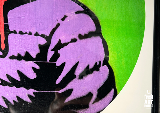 Puffer Pigeon (Green) 32cm x 32cm