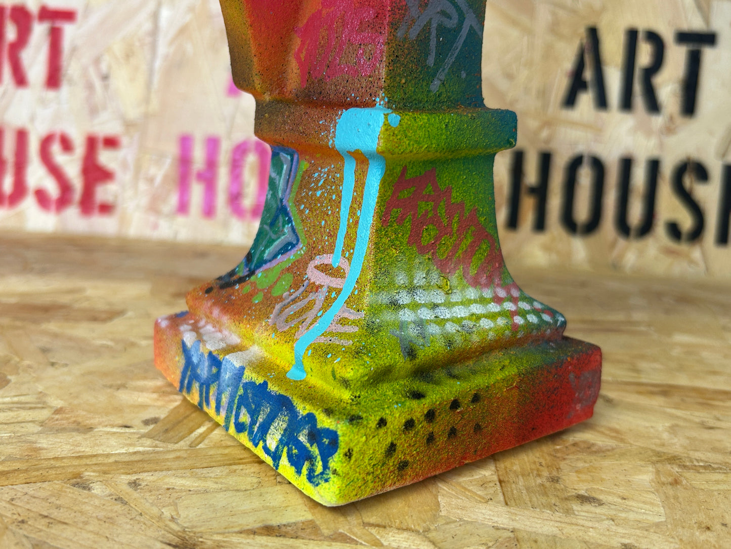 1/1 Colourful Dip Artistic Bust Sculpture 28cm