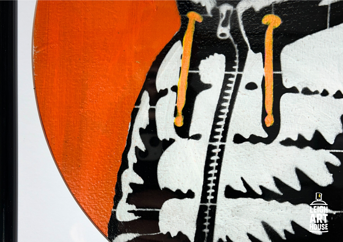 Puffer Pigeon (Orange) 32cm x 32cm